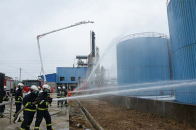 知行學安參加黃岡市危險化學品事故應急救援演練，聚焦甲醇泄漏應急處置